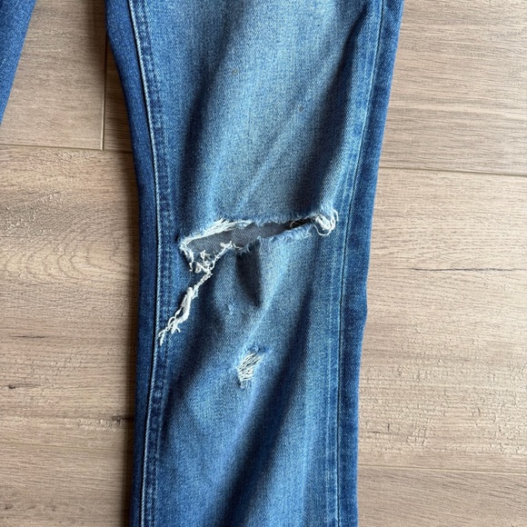 MOTHER High Waisted Runaway flare jeans - size 26 - distressed - Picture 2 of 15